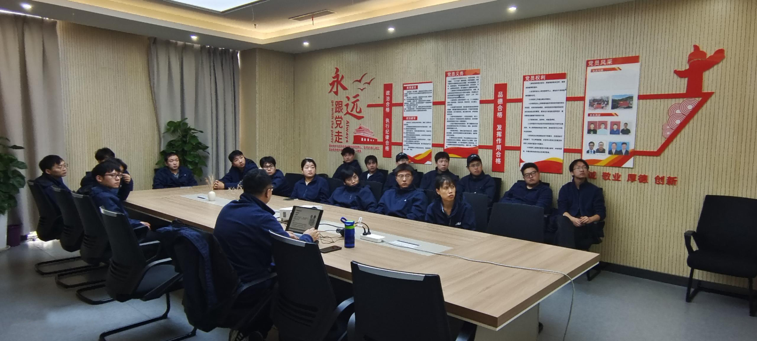 全民消防 生命至上│鈞聯(lián)電子組織開展消防安全和救護(hù)專項(xiàng)培訓(xùn)